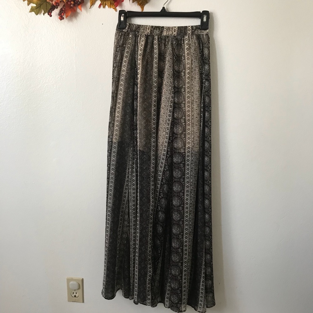 Abercrombie & Fitch Maxi Skirt